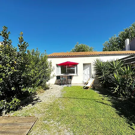 Maison Calme A Pour 4 Personnes Avec Jardin Ferme - Fr-1-709-92 * Fouras