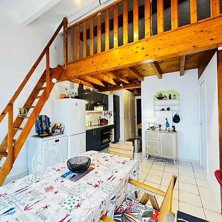 Maison A Pour 4 Personnes Avec Jardin Clos - Fr-1-709-92 Fouras