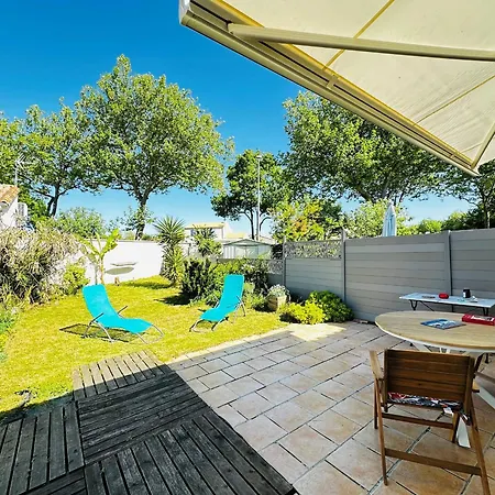 Maison A Pour 4 Personnes Avec Jardin Clos - Fr-1-709-92 Holiday home *